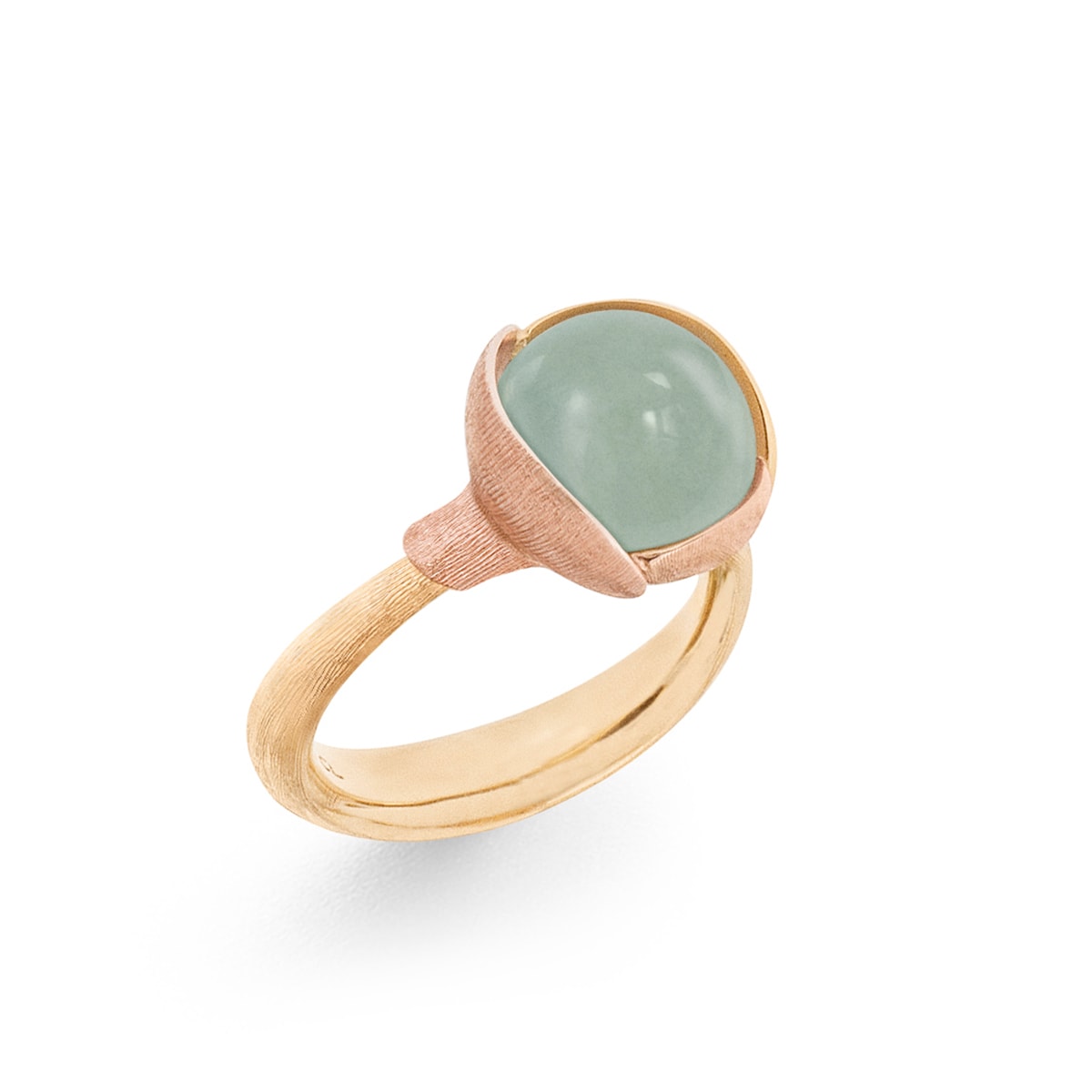 Ole_Lynggaard_Ring_Lotus_2_Aquamarine_A2651-409_hos_Jarl_Sandin